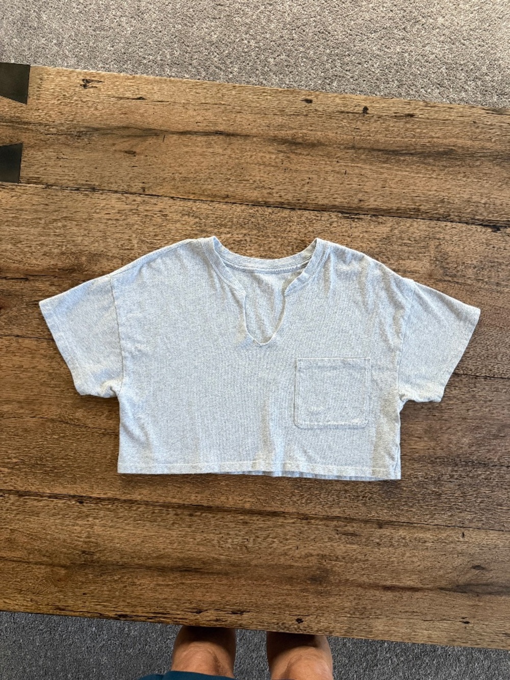 Offline by Aerie cropped t-shirt - size xs
